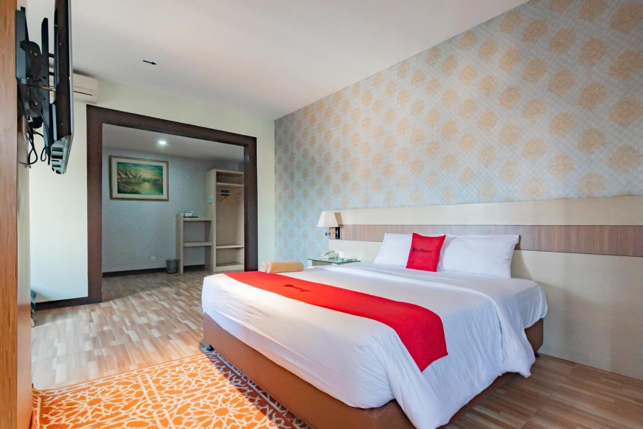 Reddoorz Premium Near Bandung Station Ξενοδοχείο Εξωτερικό φωτογραφία