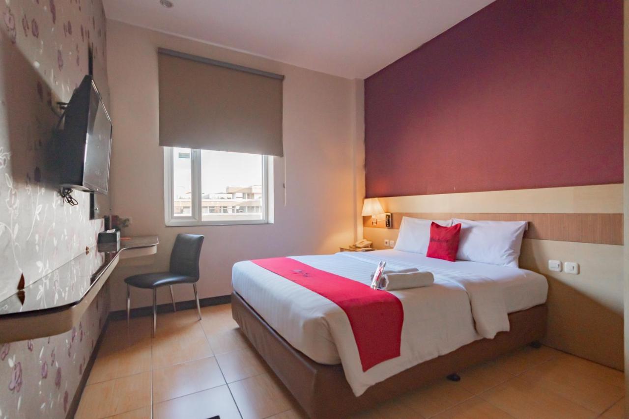Reddoorz Premium Near Bandung Station Ξενοδοχείο Εξωτερικό φωτογραφία