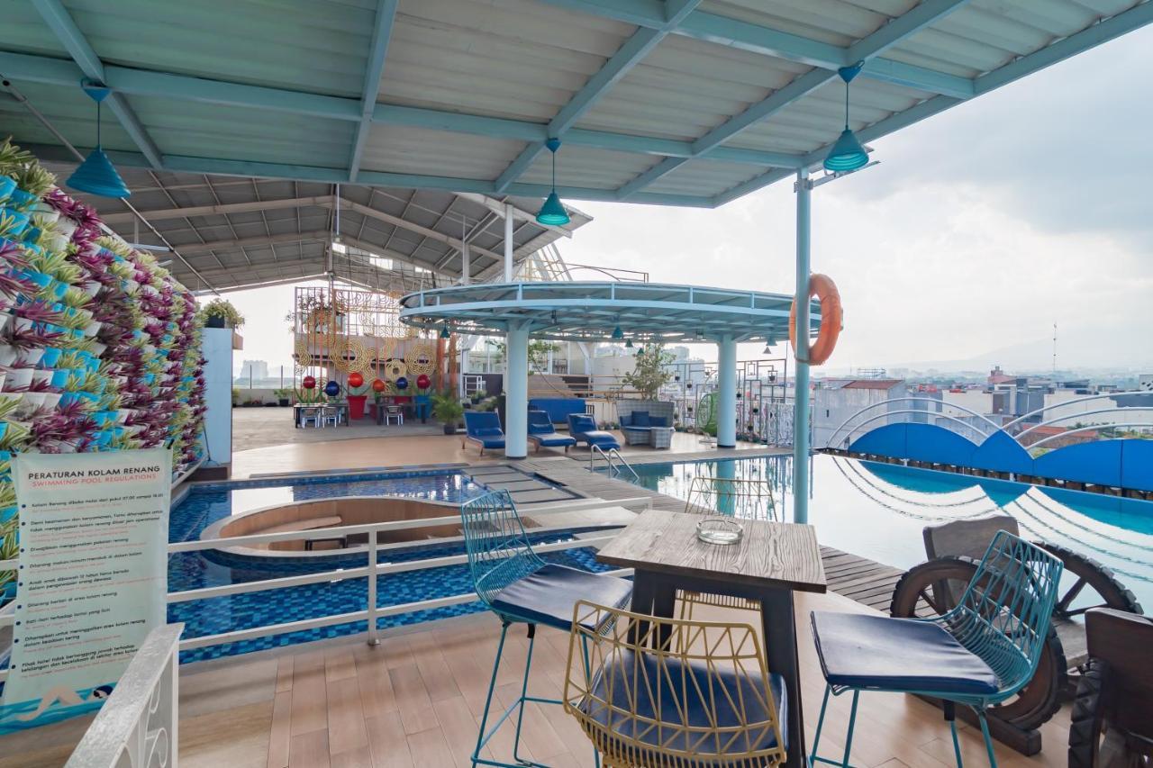 Reddoorz Premium Near Bandung Station Ξενοδοχείο Εξωτερικό φωτογραφία
